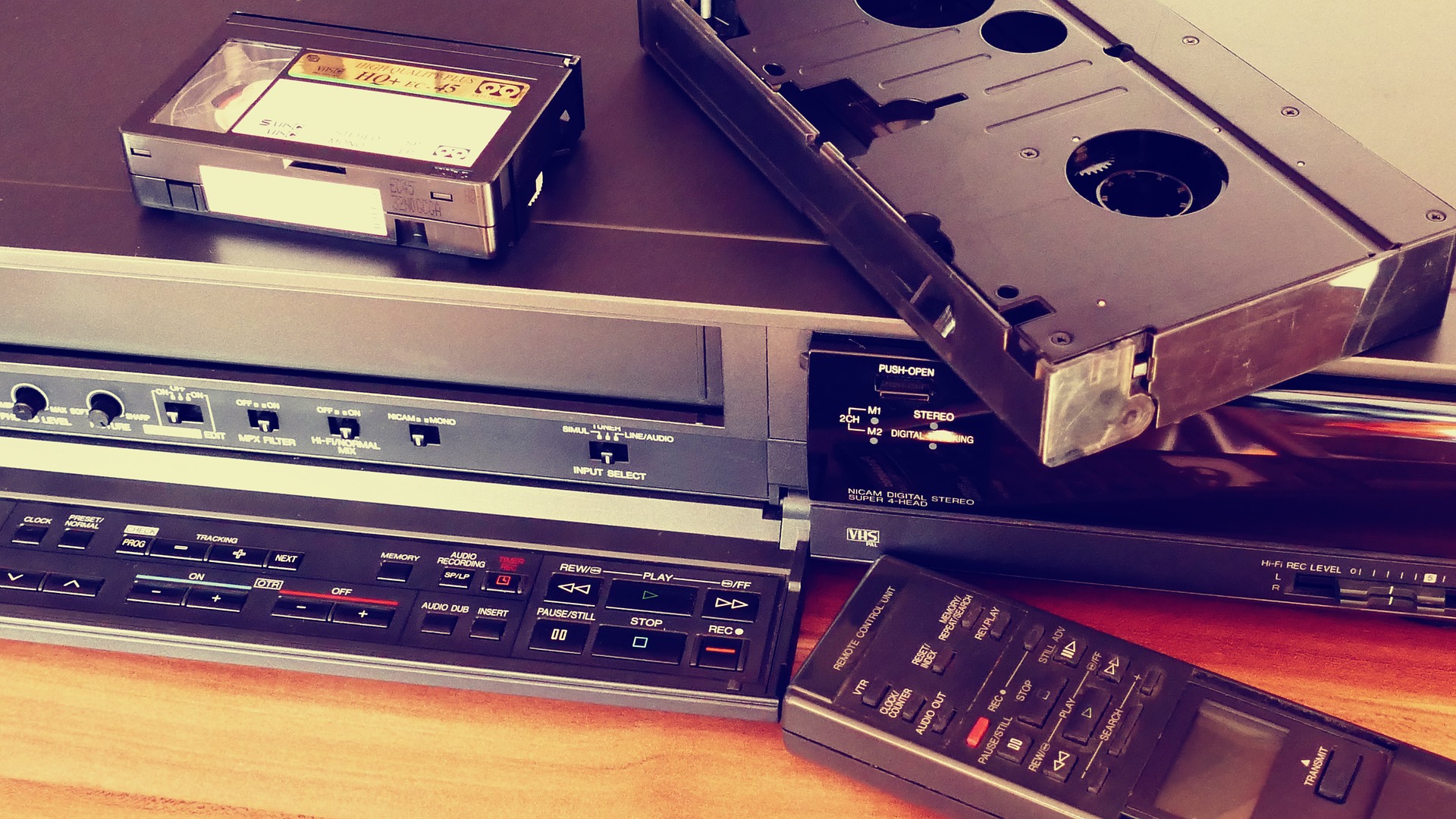 Bye Bye Betamax, hello THEOplayer